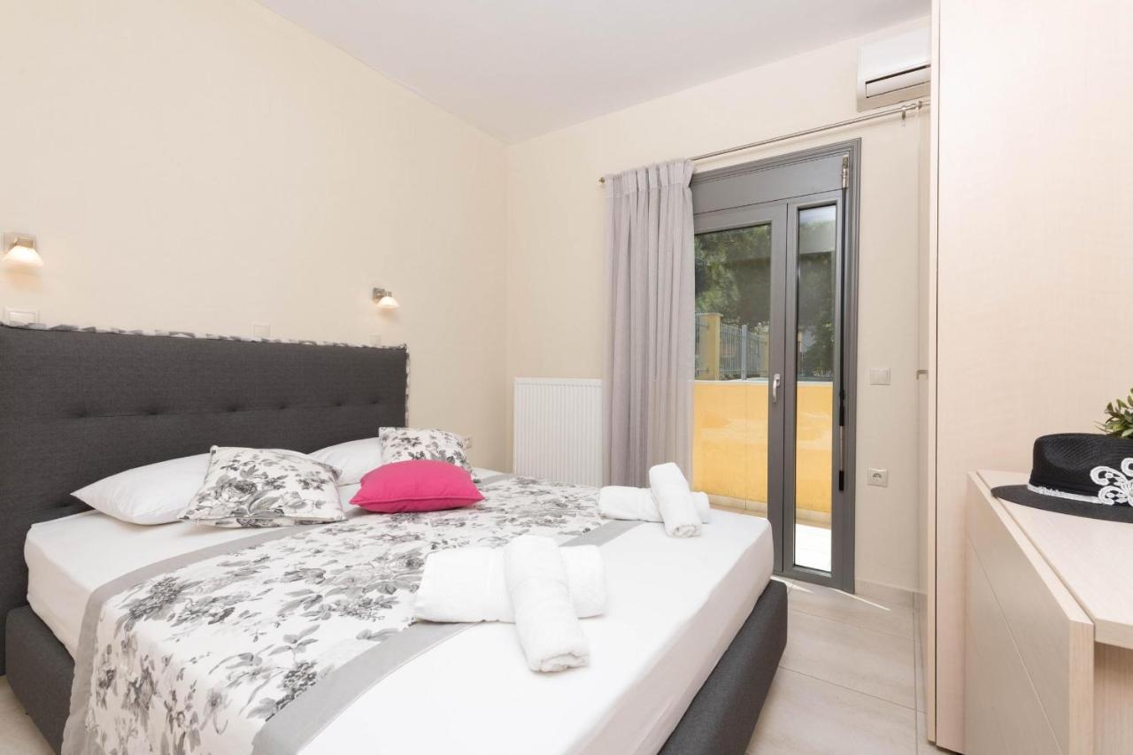 Louloudis Pool Villa Skala Rachoni  エクステリア 写真