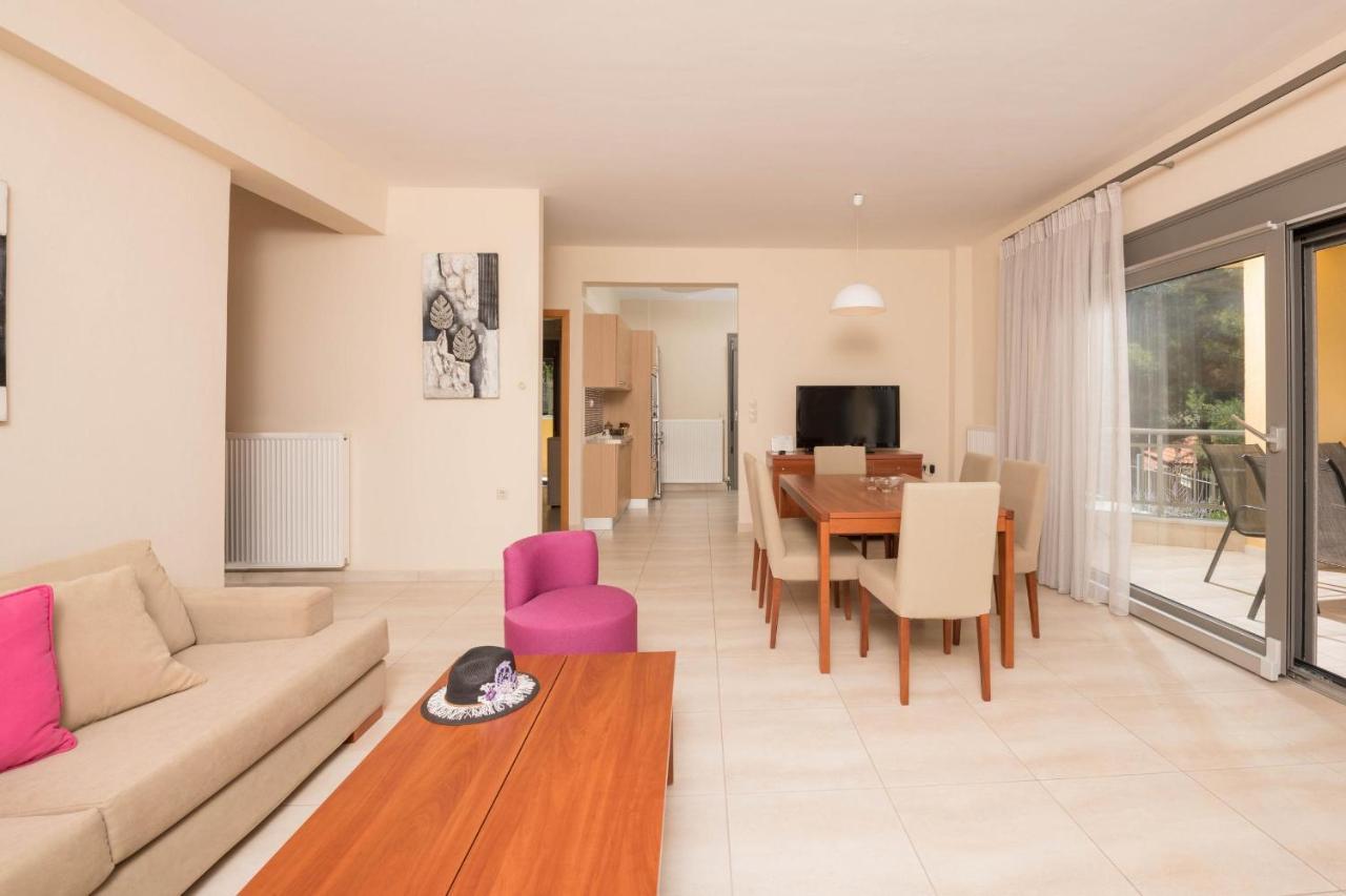 Louloudis Pool Villa Skala Rachoni  エクステリア 写真