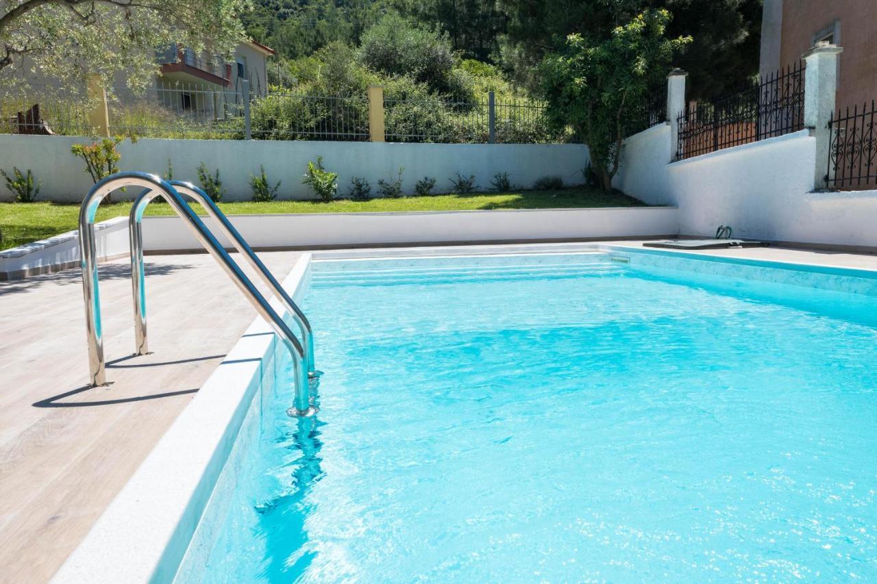 Louloudis Pool Villa Skala Rachoni  エクステリア 写真
