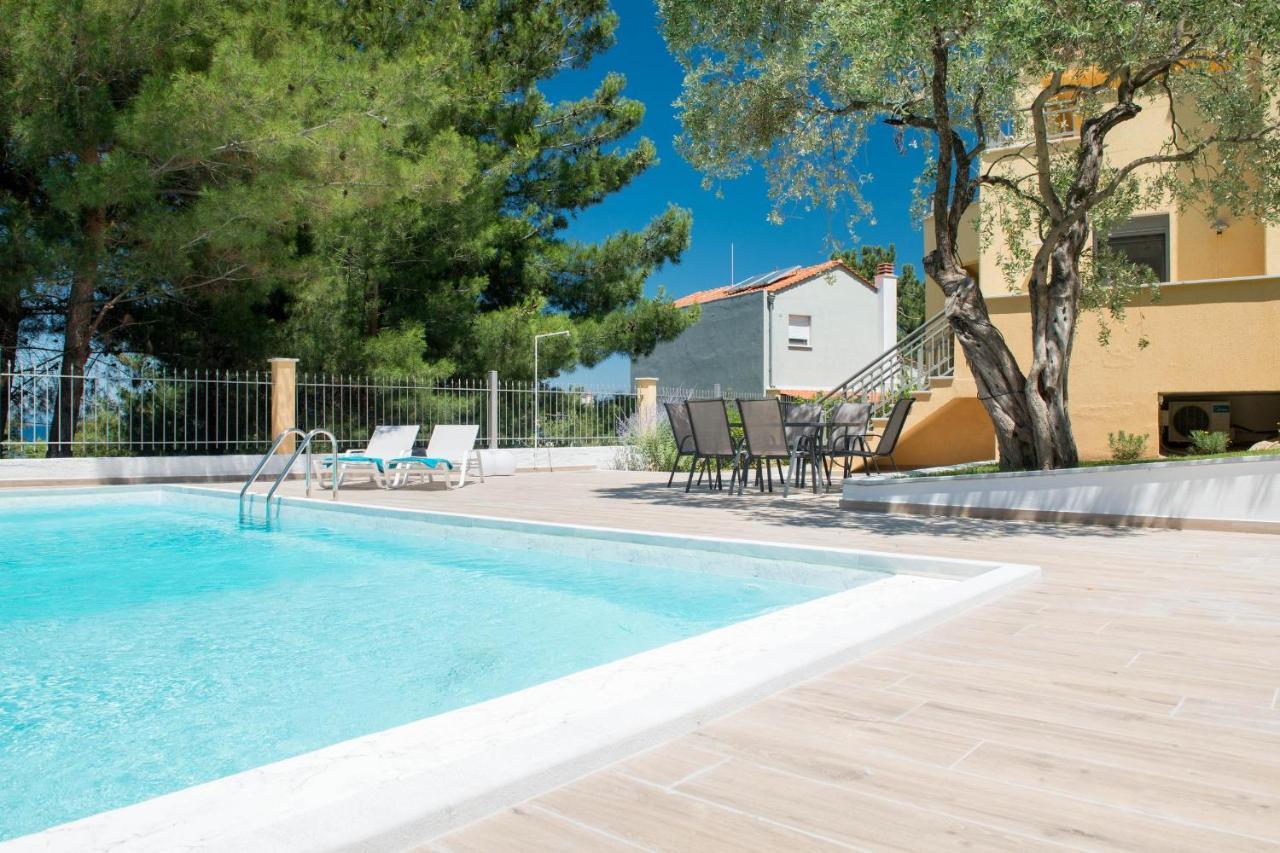 Louloudis Pool Villa Skala Rachoni  エクステリア 写真