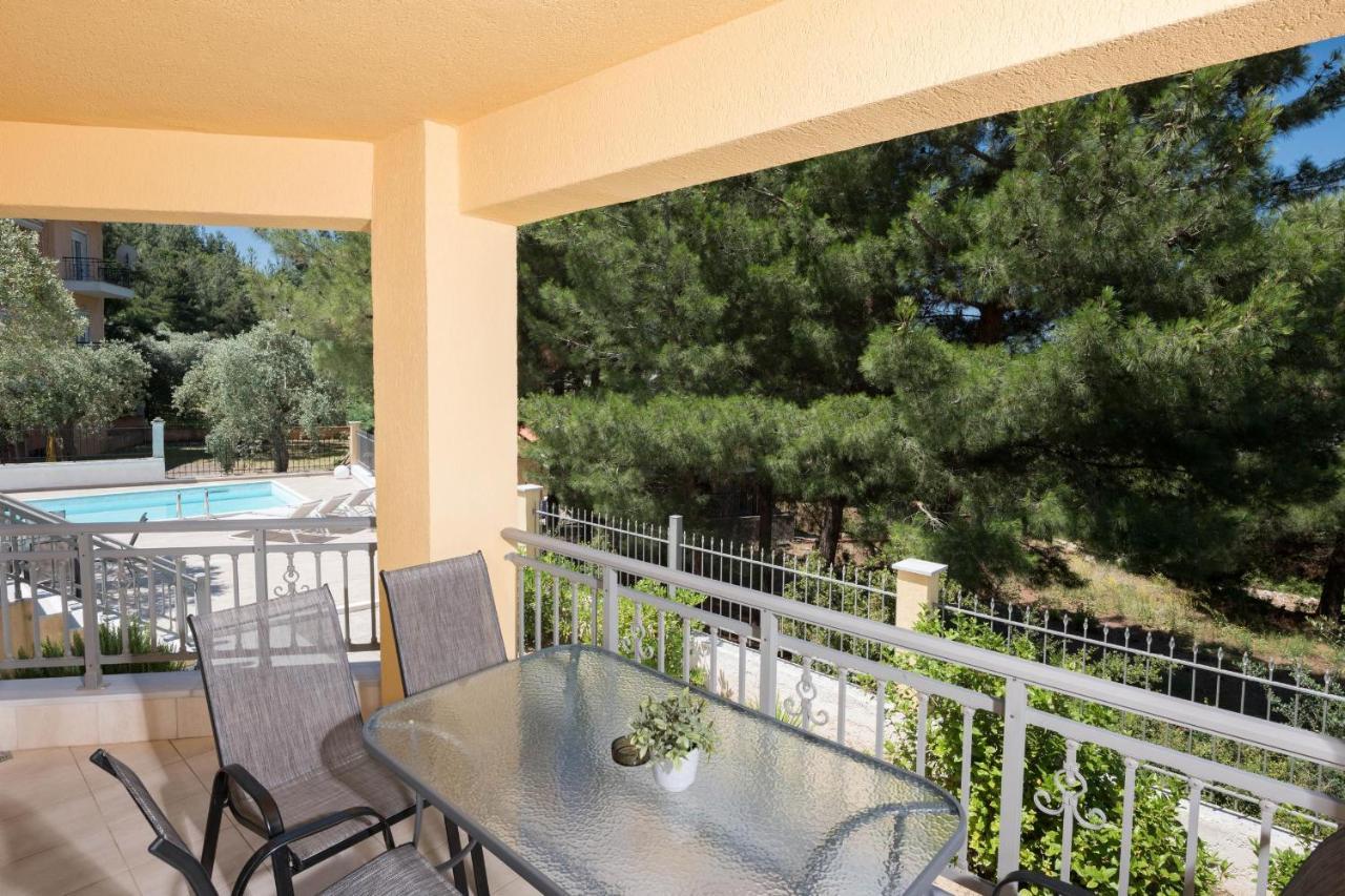 Louloudis Pool Villa Skala Rachoni  エクステリア 写真