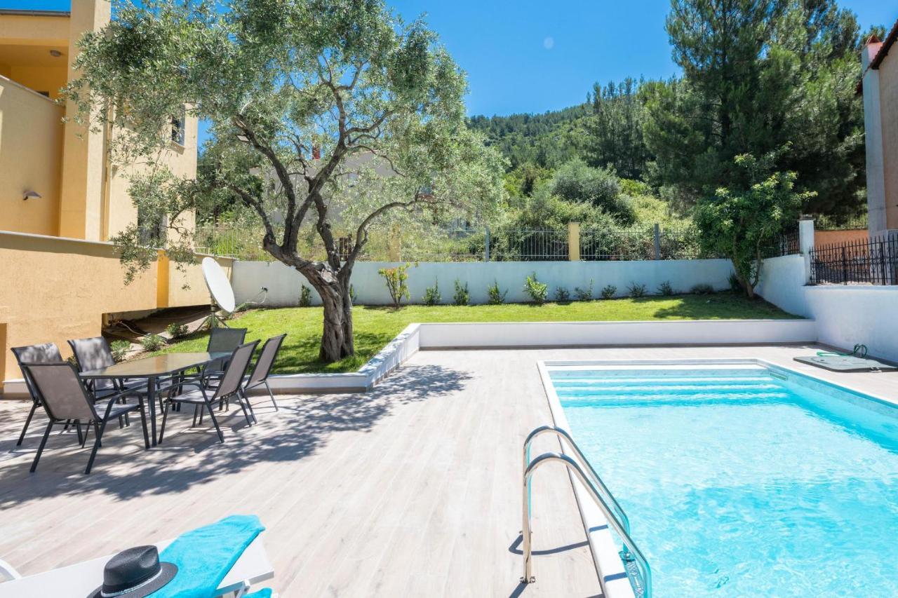 Louloudis Pool Villa Skala Rachoni  エクステリア 写真
